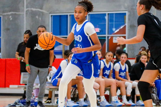 Jason Kidd Select South 16U player in a game